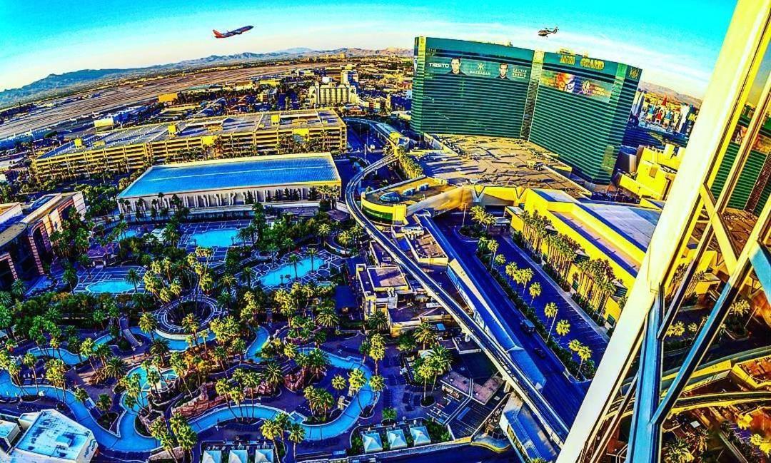 Lucky Gem Penthouse & Luxury Suites At Signature Resort, Strip View 509 ลาสเวกัส ภายนอก รูปภาพ