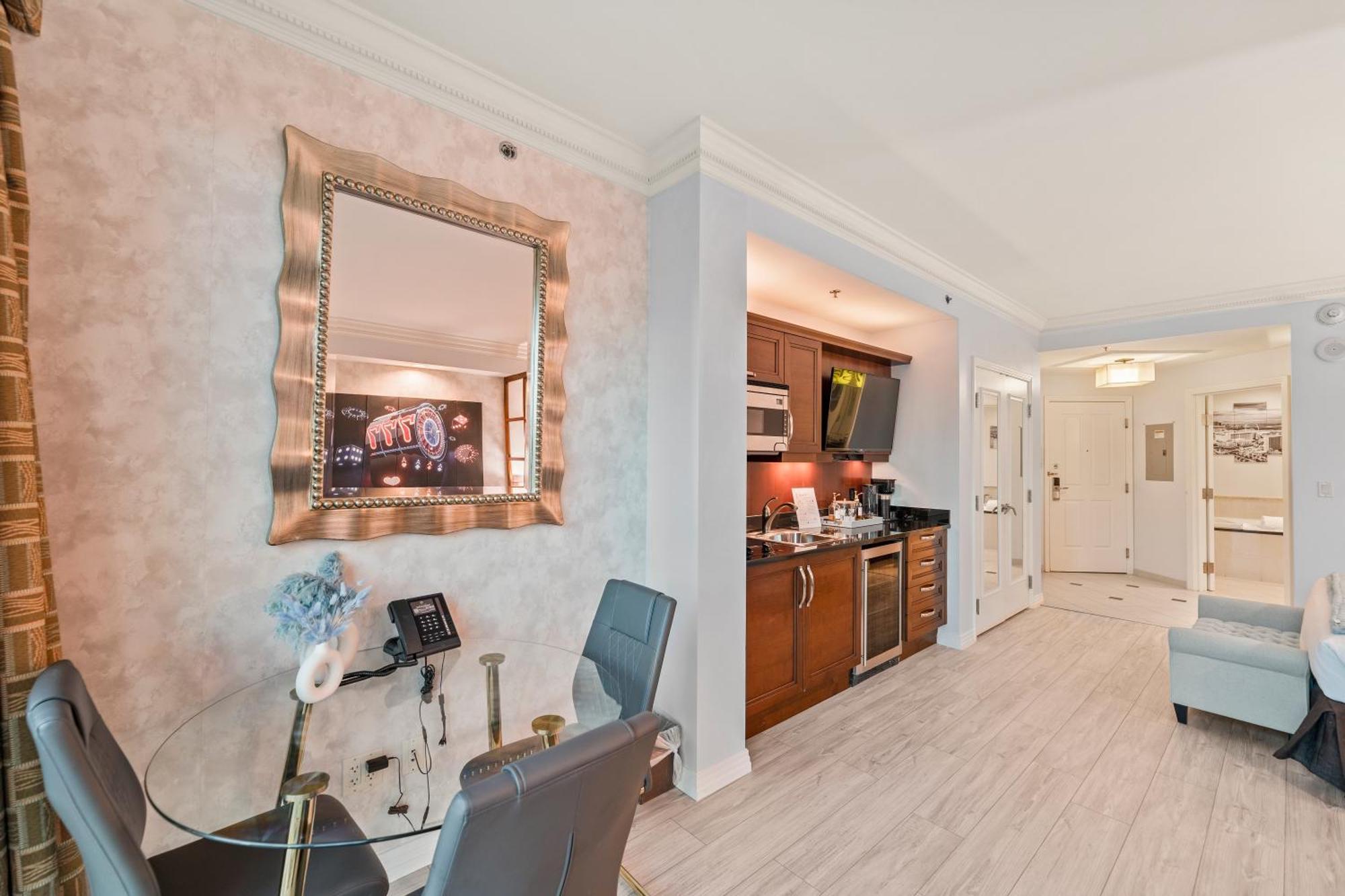 Lucky Gem Penthouse & Luxury Suites At Signature Resort, Strip View 509 ลาสเวกัส ภายนอก รูปภาพ